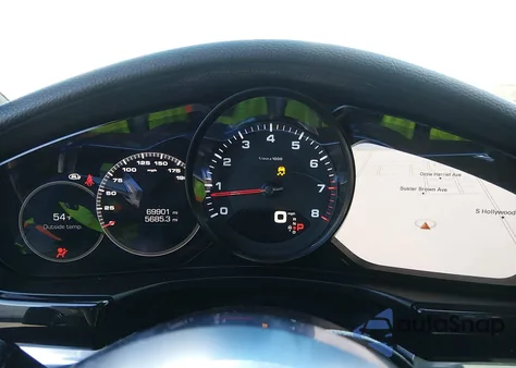 2018 Porsche Panamera 4 z USA, uszkodzony, nr VIN WP0AA2A79JL102017